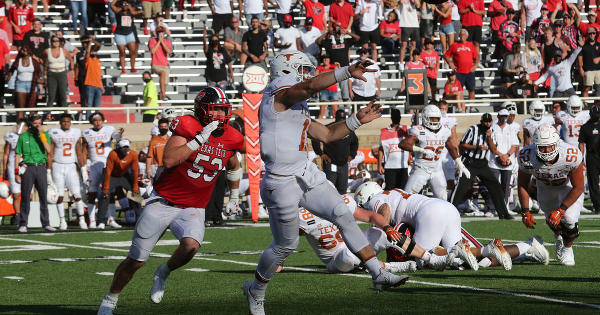 Sam Ehlinger leads No. 8 Texas with six TDs in miracle comeback win vs. Texas Tech