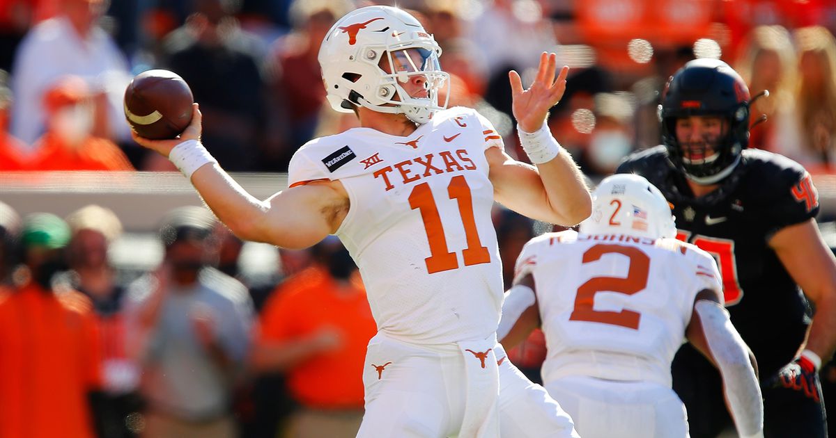 Sam Ehlinger, Texas reclaim lead with TD pass on 4th & 7, Longhorns pull ahead of Cowboys, 33-31