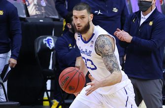 Sandro Mamukelashvili scores 25 points to lead Pirates to fourth straight win