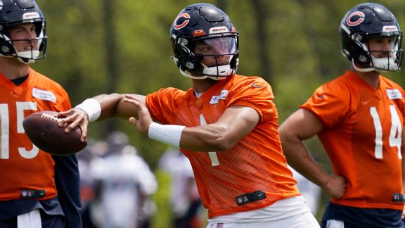 ‘He wants to take over the league’: Bears impressed with Justin Fields’ growth in Year 2
