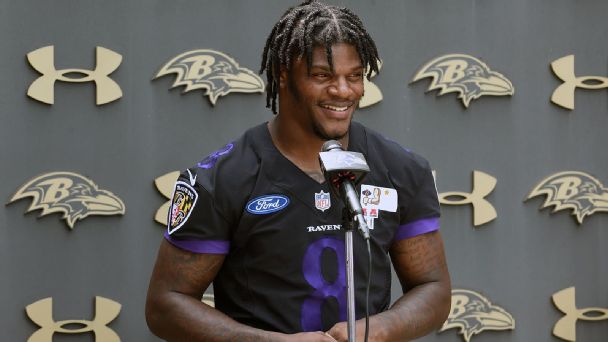 Best of Friday at NFL training camps: Lamar Jackson looks sharp, first-rounders make positive strides