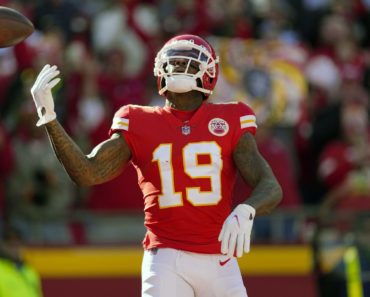 Chiefs releasing WR Josh Gordon, source says