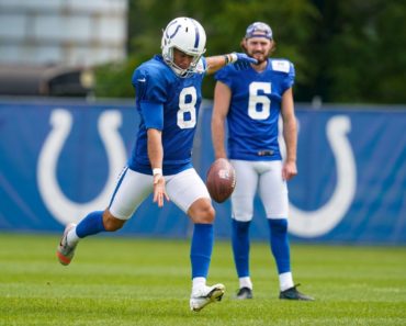 Colts P Sanchez tears Achilles doing wind sprints