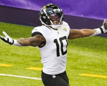 Panthers bolster offense, trade for Jags’ Shenault