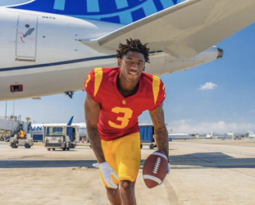 Star receiver Jordan Addison signs NIL deal with United Airlines