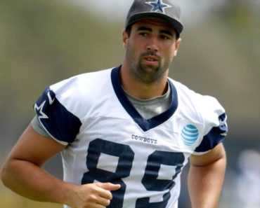 Ex-Cowboys TE Escobar dies in climbing accident