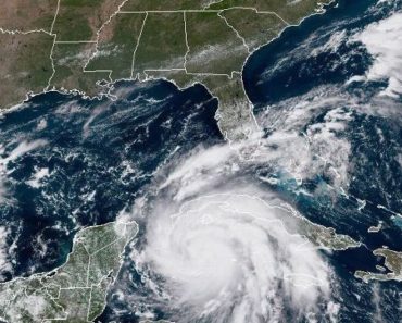 Gamecocks shift game to Thu. due to hurricane