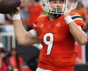 Van Dyke benched as Middle Tenn. shocks Miami