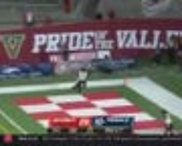 Bulldogs’ Jake Haener throws a dime to Zane Pope in the corner of the endzone for the touchdown