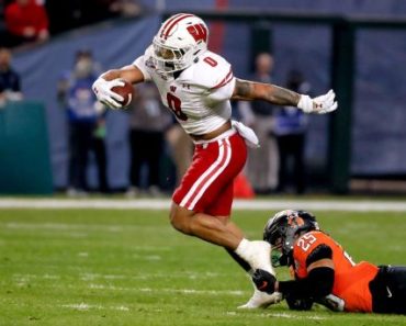 Bowl season takeaways: Badgers bury Cowboys with ground game