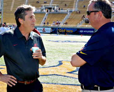 Dykes, TCU honor Leach with pirate flag sticker