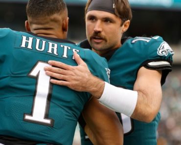 Eagles ‘still sorting through’ QB pick, coach says