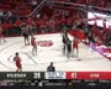 Utah’s Branden Carlson destroys the rim to extend second-half lead over Colorado