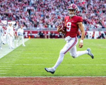 Alabama QB Young undeterred by size questions