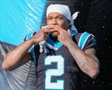 Fantasy Football: DJ Moore gives Justin Fields legit top target