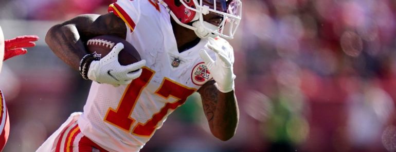 Jets add WR Hardman, trade Moore to Browns