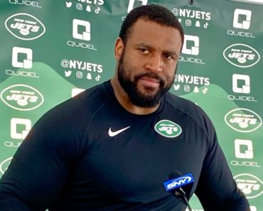Jets’ Brown plans to return for 17th NFL season