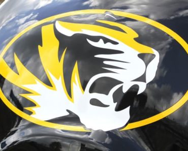 Missouri LB Bailey suspended after DWI arrest