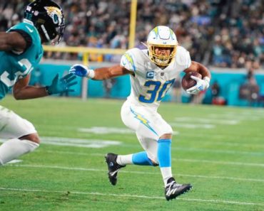 RB Ekeler eyes trade after extension talks stall