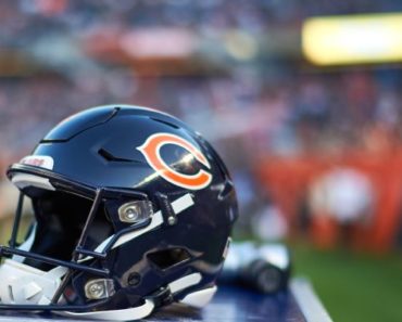 Sources: Bears deal No. 1 overall pick to Panthers