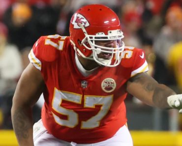 Sources: Chiefs won’t tag LT Brown, will cut Clark