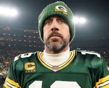 Sources: Jets meeting with Rodgers in California